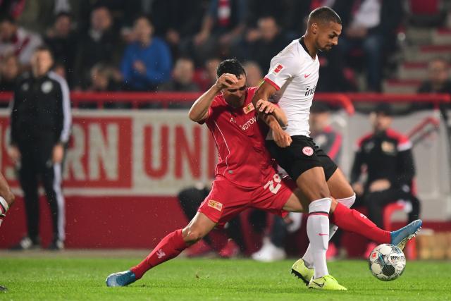 弗格35分辽宁胜山东 贺希宁16分深圳负四川