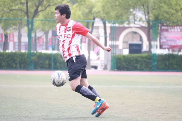 杨瀚森当选最佳防守球员 吴前成为最佳第六人